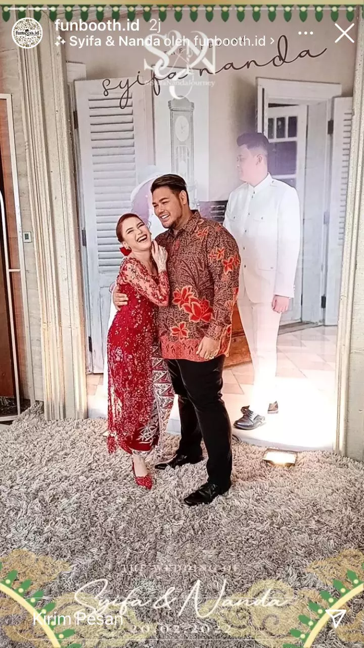 momen Ivan Gunawan dampingi Ayu Ting Ting © berbagai sumber momen Ivan Gunawan dampingi Ayu Ting Ting © berbagai sumber