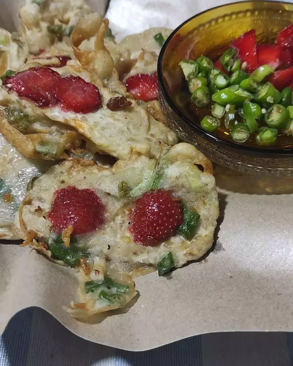 lagi masak ada aja momen lucunya © Instagram lagi masak ada aja momen lucunya © Instagram