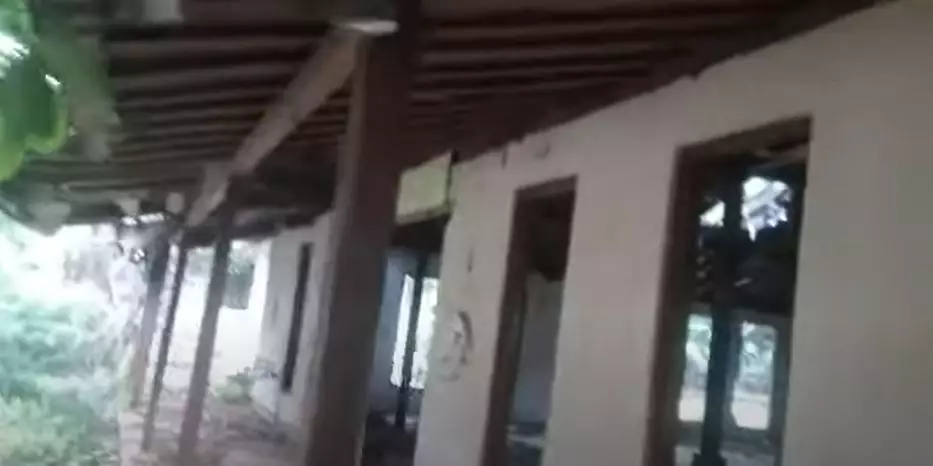 basecamp Mbah Surip terbengkalai © YouTube basecamp Mbah Surip terbengkalai © YouTube