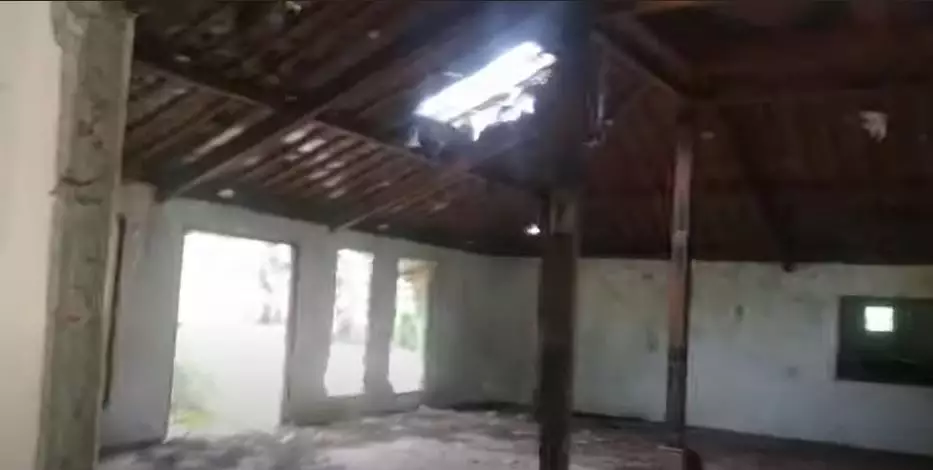 basecamp Mbah Surip terbengkalai © YouTube basecamp Mbah Surip terbengkalai © YouTube