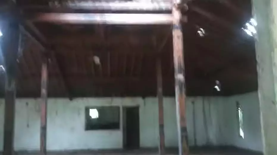 basecamp Mbah Surip terbengkalai © YouTube basecamp Mbah Surip terbengkalai © YouTube