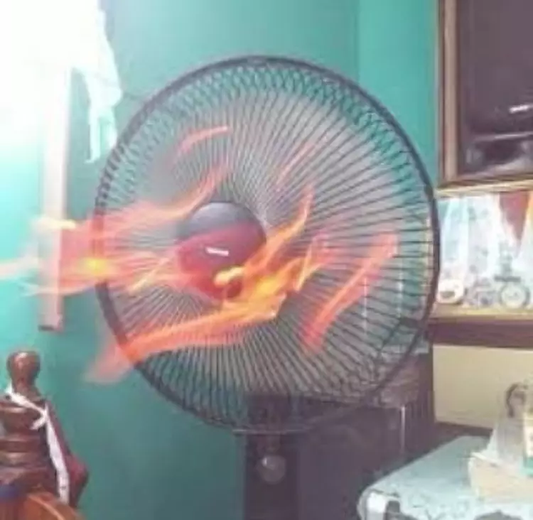 momen orang ngerusakin barang nyeleneh © Instagram momen orang ngerusakin barang nyeleneh © Instagram