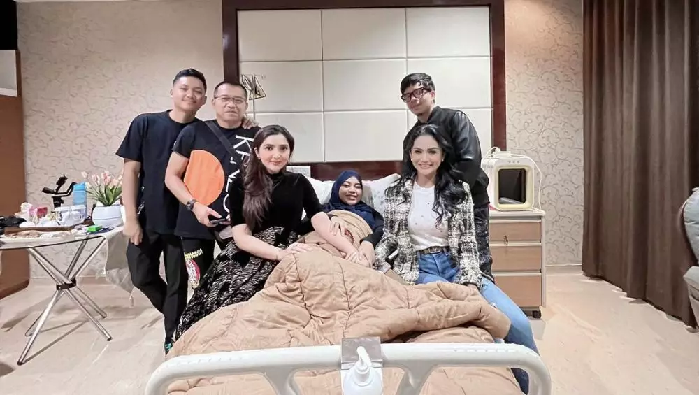Aurel Hermansyah melahirkan   © Instagram Aurel Hermansyah melahirkan   © Instagram