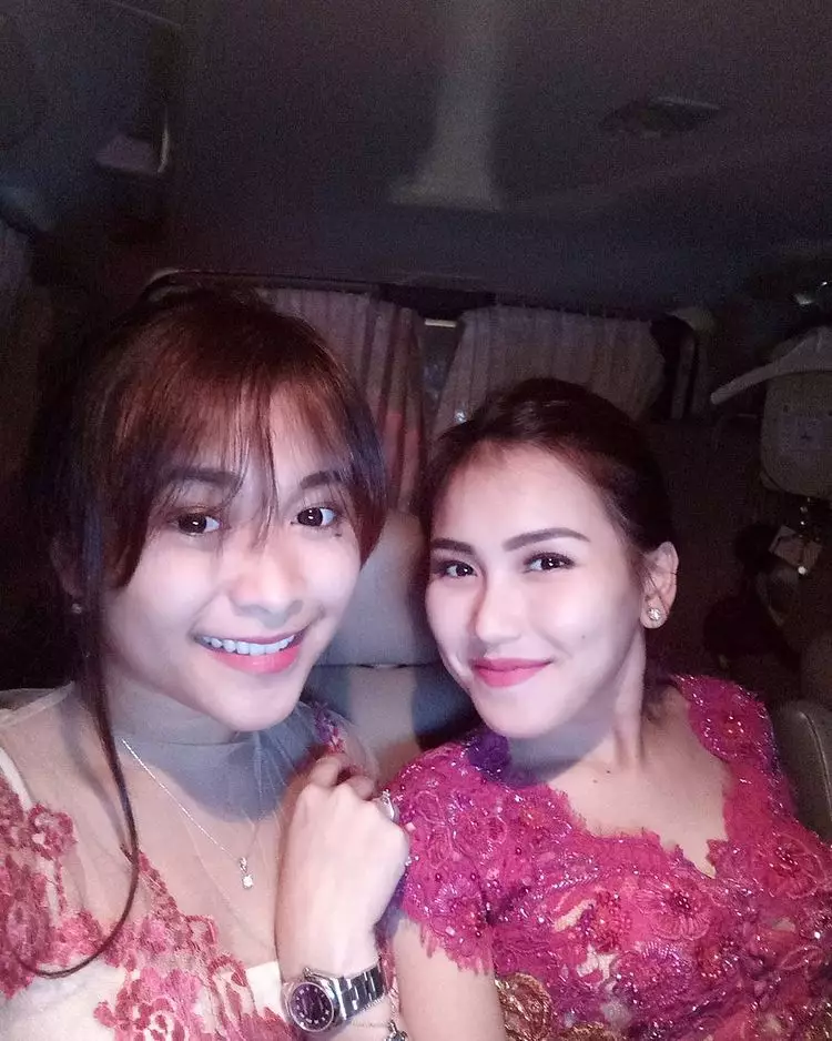 transformasi Ayu Ting Ting dan Syifa dari kecil  © berbagai sumber transformasi Ayu Ting Ting dan Syifa dari kecil  © berbagai sumber