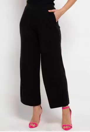 rekomendasi celana kulot kerja © 2022 berbagai sumber