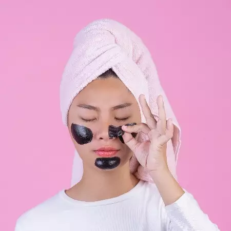 7 Manfaat detox wajah, cegah produksi minyak berlebih