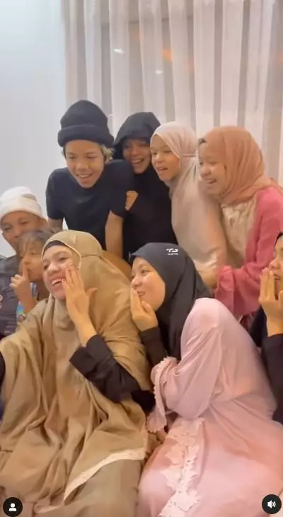 Momen Gen Halilintar beri ucapan Aurel dan Atta © Instagram