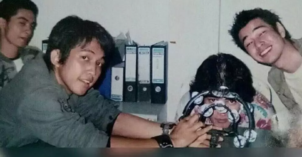 Raffi Ahmad RADIO band Berbagai sumber Raffi Ahmad RADIO band Berbagai sumber