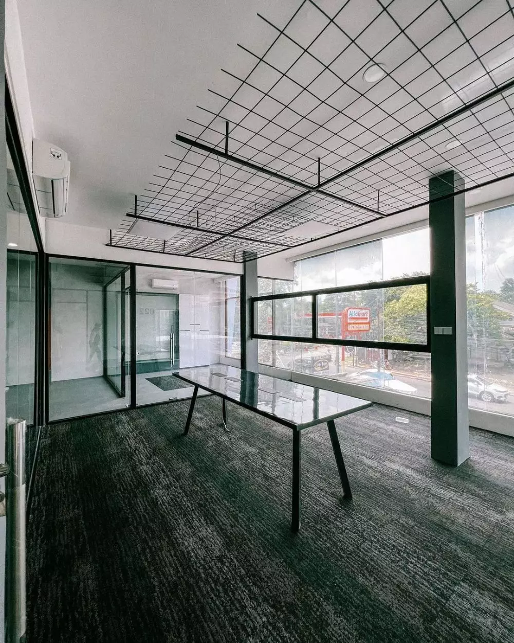 potret kantor baru awkarin © instagram