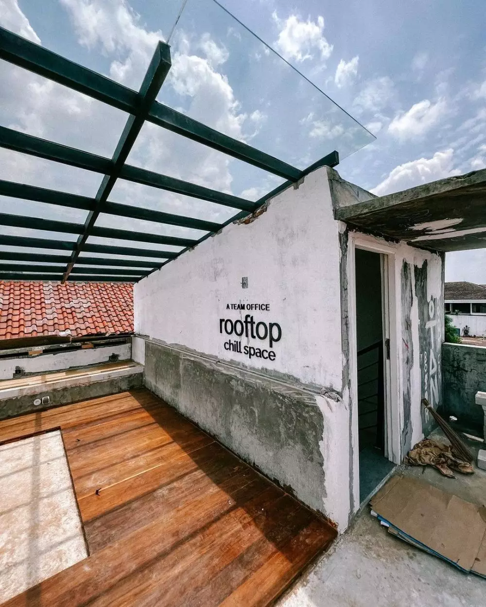 potret kantor baru awkarin © instagram