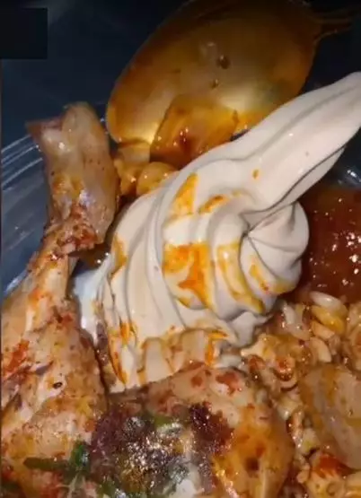 momen beli es krim malah apes © 1cak.com