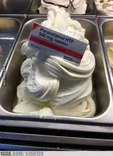 momen beli es krim malah apes © 1cak.com