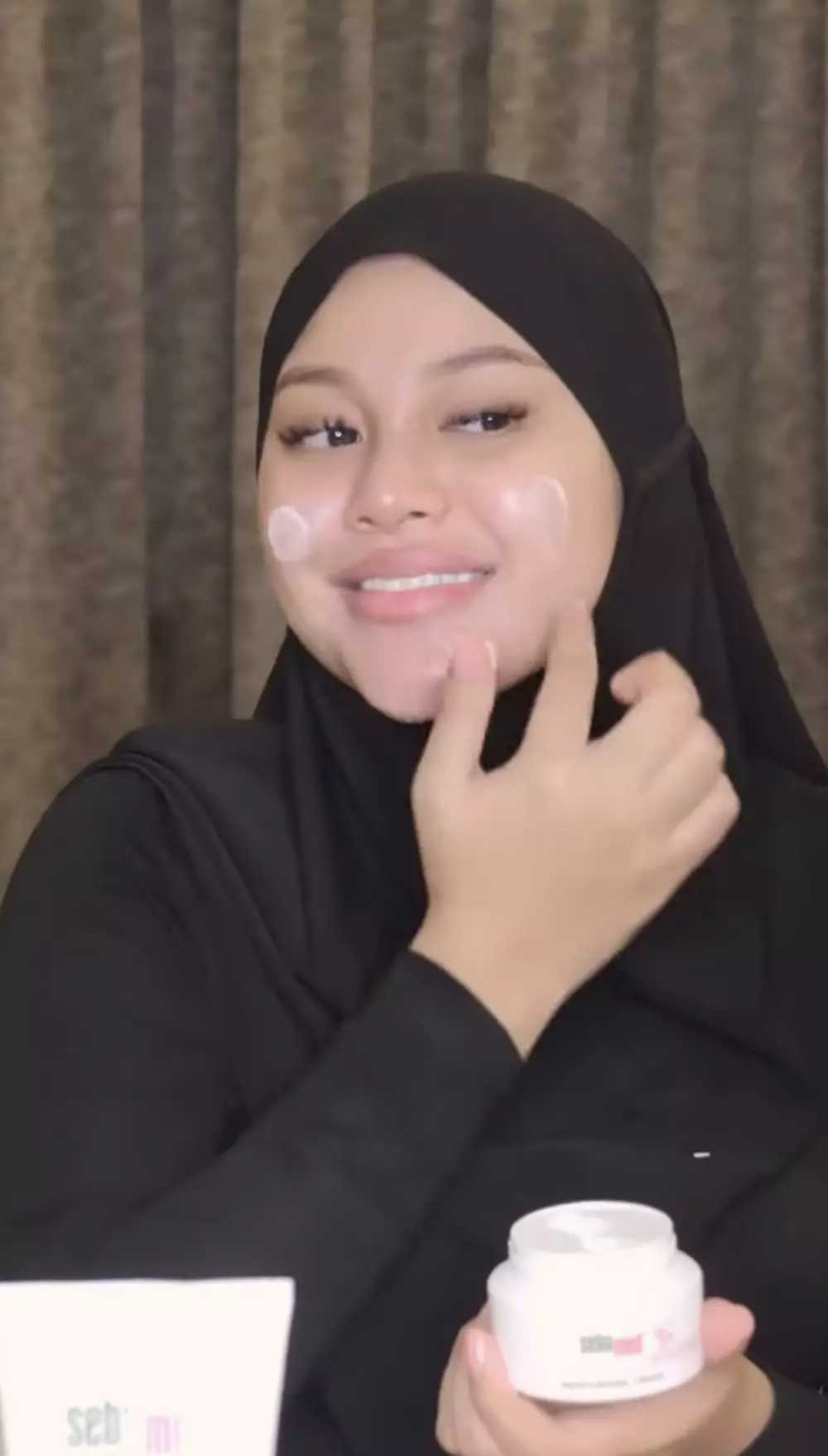 Skincare routine Aurel Hermansyah © 