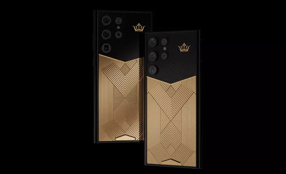 6 Desain langka Samsung Galaxy S22 Series, dibalut emas 24 karat © caviar.global