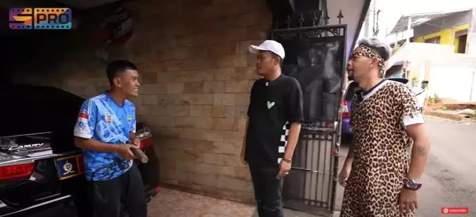 Potret rumah Tarzan Srimulat © YouTube