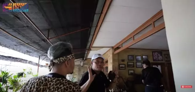 Potret rumah Tarzan Srimulat © YouTube