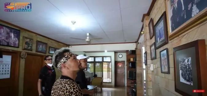 Potret rumah Tarzan Srimulat © YouTube