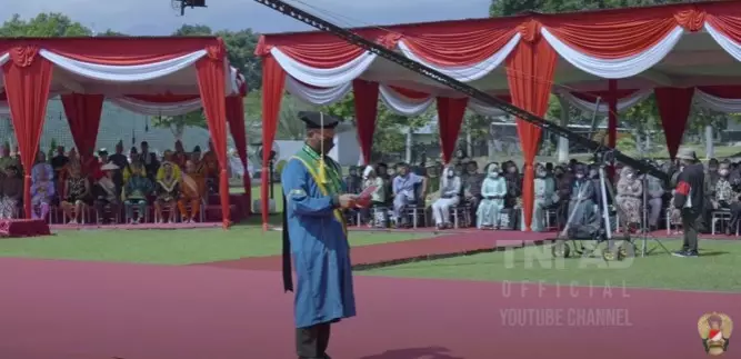 perjuangan anak yatim penjual gorengan jadi prajurit TNI AD © YouTube