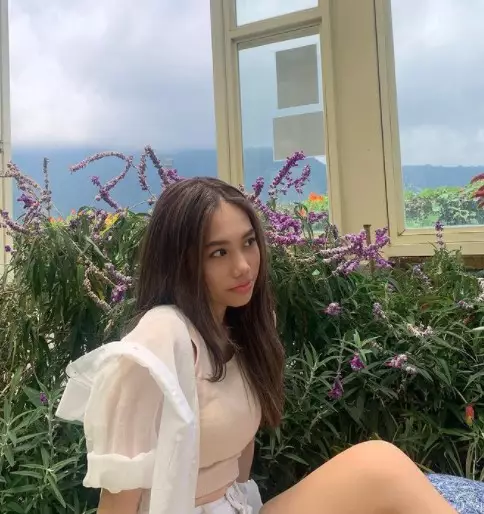 potret terbaaru Jasmine Abeng anak Ririn Ekawati © berbagai sumber potret terbaaru Jasmine Abeng anak Ririn Ekawati © berbagai sumber