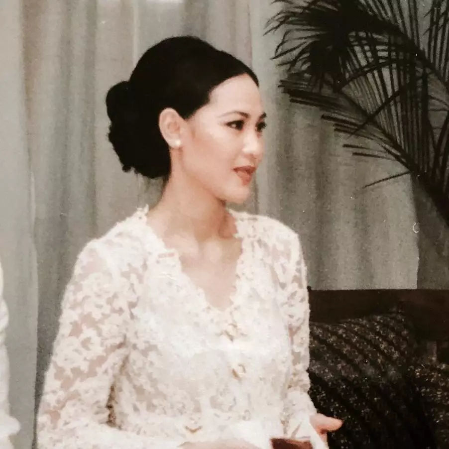 Potret masa muda Ina Thomas © berbagai sumber Potret masa muda Ina Thomas © berbagai sumber