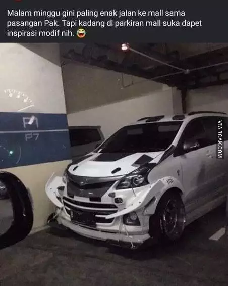 parkir kendaraan nyeleneh © berbagai sumber