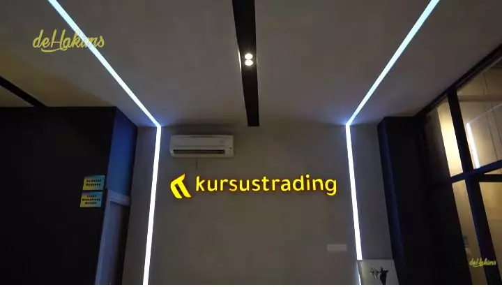 potret kantor indra kenz © YouTube