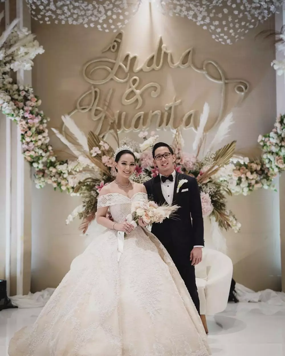 pernikahan seleb berkonsep kerajaan © berbagai sumber