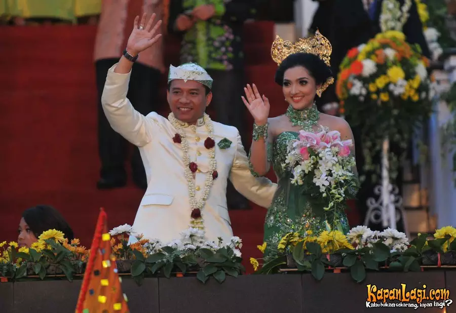 pernikahan seleb berkonsep kerajaan © berbagai sumber