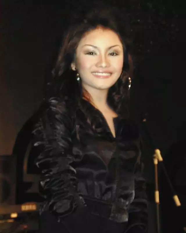 awal karier Mawar AFI Berbagai sumber