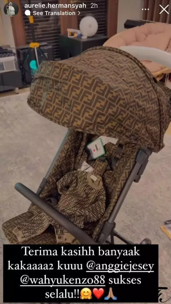 potret kado kelahiran anak Aurel & Atta © berbagai sumber