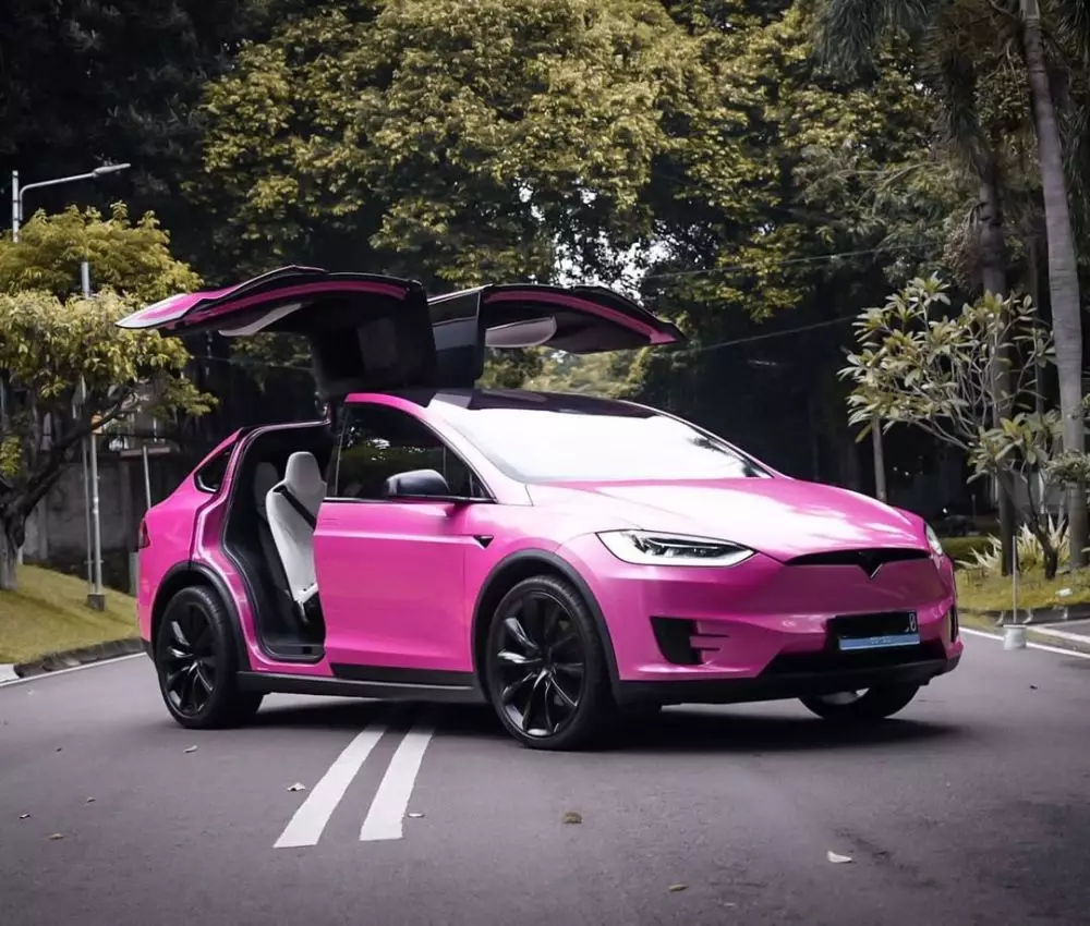 potret kado kelahiran anak Aurel & Atta © berbagai sumber