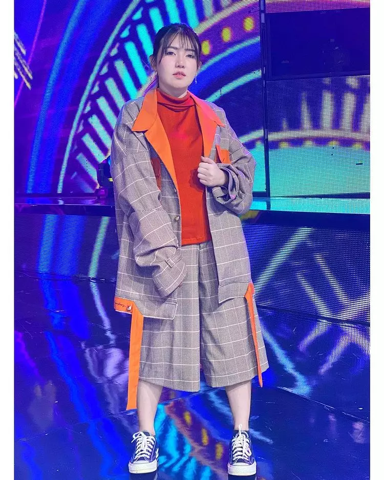 kisah artis pernah jadi pengamen © berbagai sumber kisah artis pernah jadi pengamen © berbagai sumber