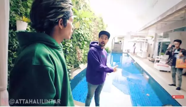penampakan rumah lawas raffi ahmad © YouTube
