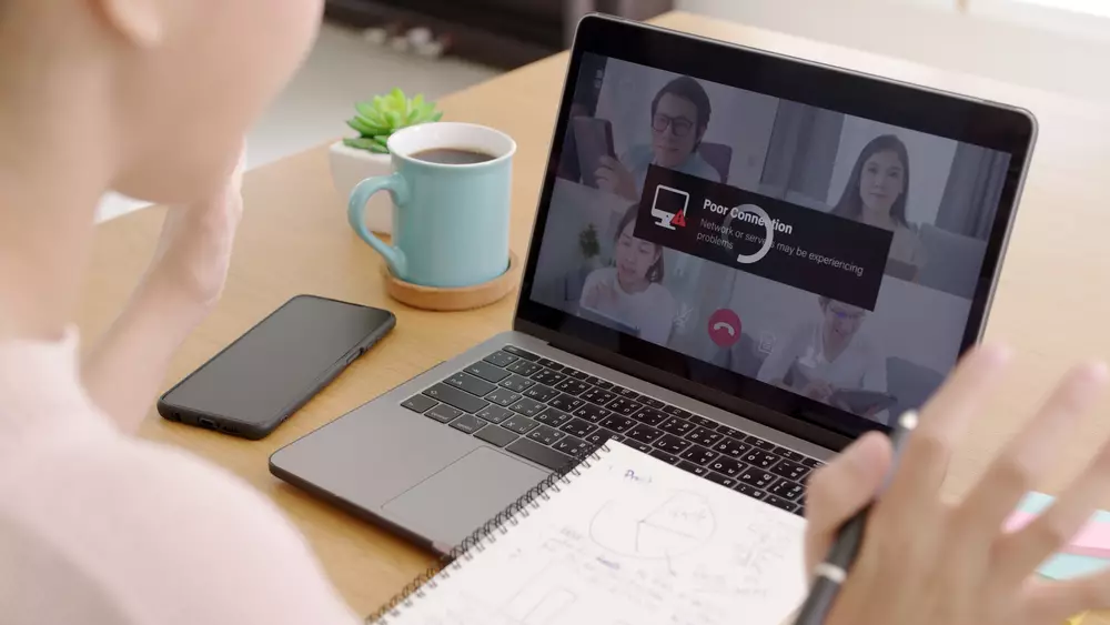 drama koneksi internet sirna © 2022 berbagai sumber drama koneksi internet sirna © 2022 berbagai sumber