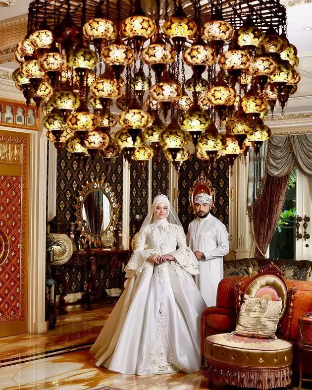 potret prewedding Rizal Djibran dan Sarah © Instagram