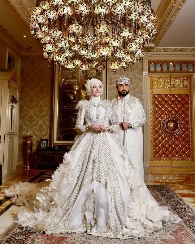 potret prewedding Rizal Djibran dan Sarah © Instagram