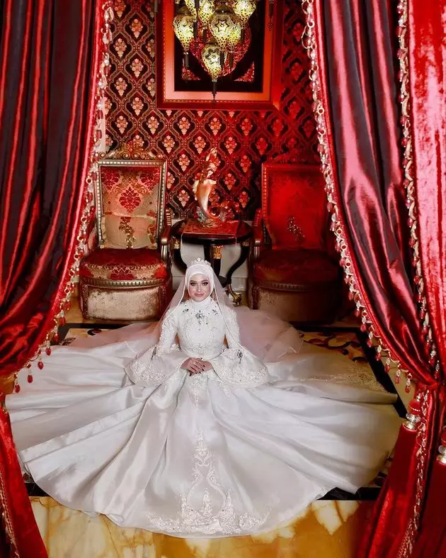 potret prewedding Rizal Djibran dan Sarah © Instagram