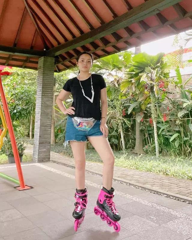 penampilan Mawar AFI ini masih bak ABG © Instagram/@mysamawar