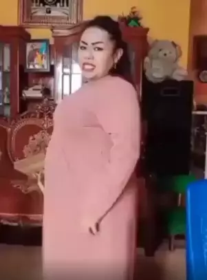 Pesona Tante Lala © Instagram Pesona Tante Lala © Instagram