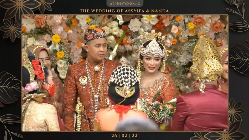 momen resepsi kedua adik Ayu Ting Ting © berbagai sumber momen resepsi kedua adik Ayu Ting Ting © berbagai sumber