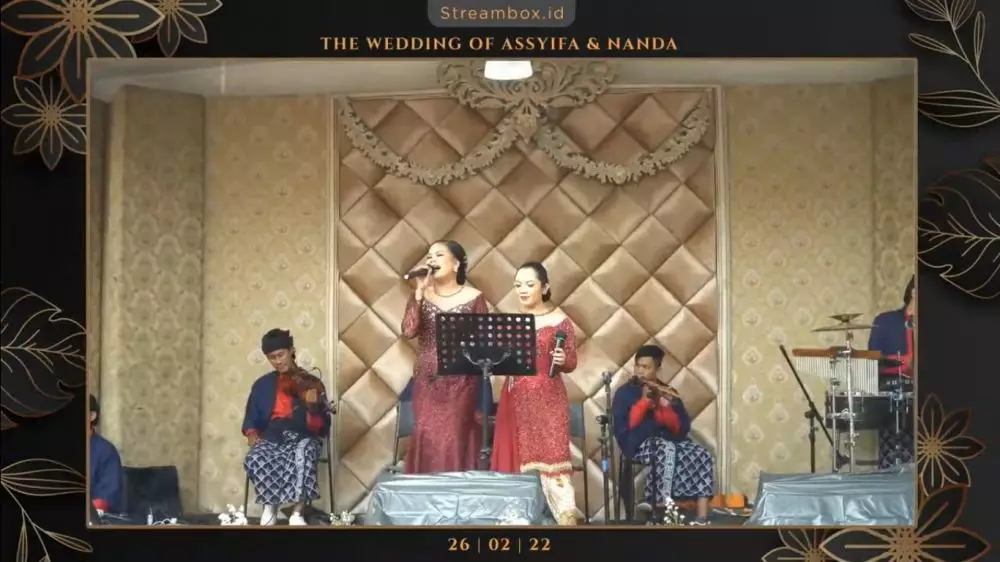 momen resepsi kedua adik Ayu Ting Ting © berbagai sumber momen resepsi kedua adik Ayu Ting Ting © berbagai sumber