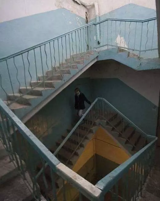 momen benda jadi terbalik lucu deh © berbagai sumber