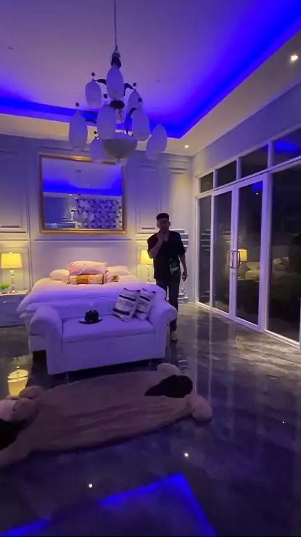 Penampakan kamar Robby Purba Instagram © 2022 brilio.net Penampakan kamar Robby Purba Instagram © 2022 brilio.net