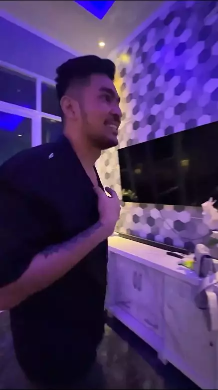 Penampakan kamar Robby Purba Instagram © 2022 brilio.net Penampakan kamar Robby Purba Instagram © 2022 brilio.net