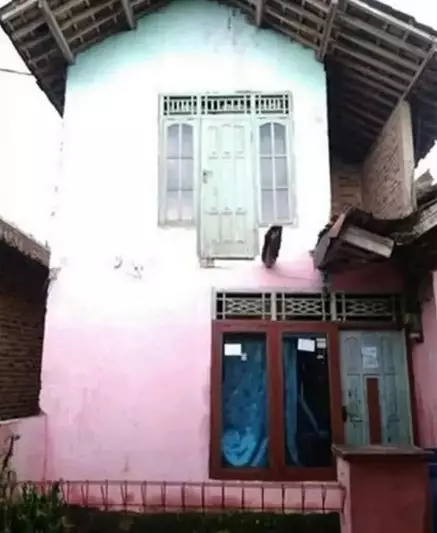 rumah dua lantai desainnya bikin bingung © Instagram rumah dua lantai desainnya bikin bingung © Instagram