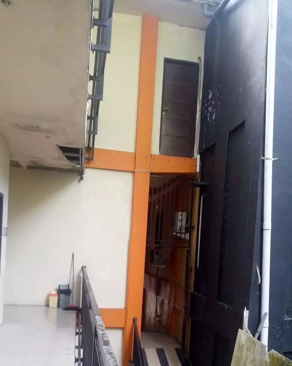 rumah dua lantai desainnya bikin bingung © Instagram rumah dua lantai desainnya bikin bingung © Instagram