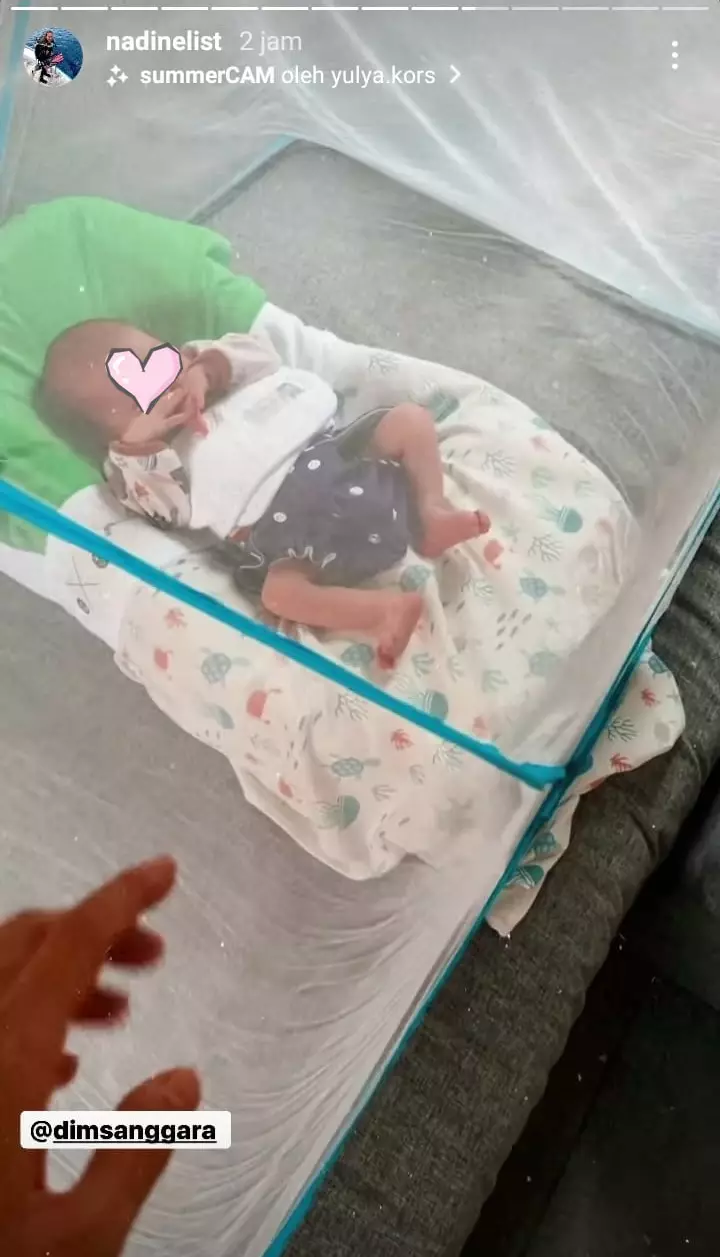dekorasi penyambutan bayi nadine chandrawinata © instagram