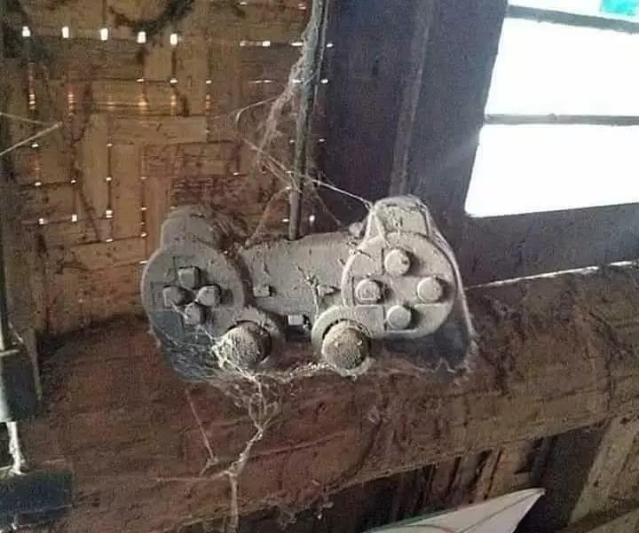 peralatan gaming malah jadi lucu © Instagram peralatan gaming malah jadi lucu © Instagram