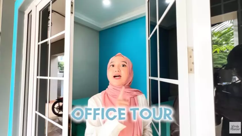 potret kantor baru Wirda Mansur © YouTube