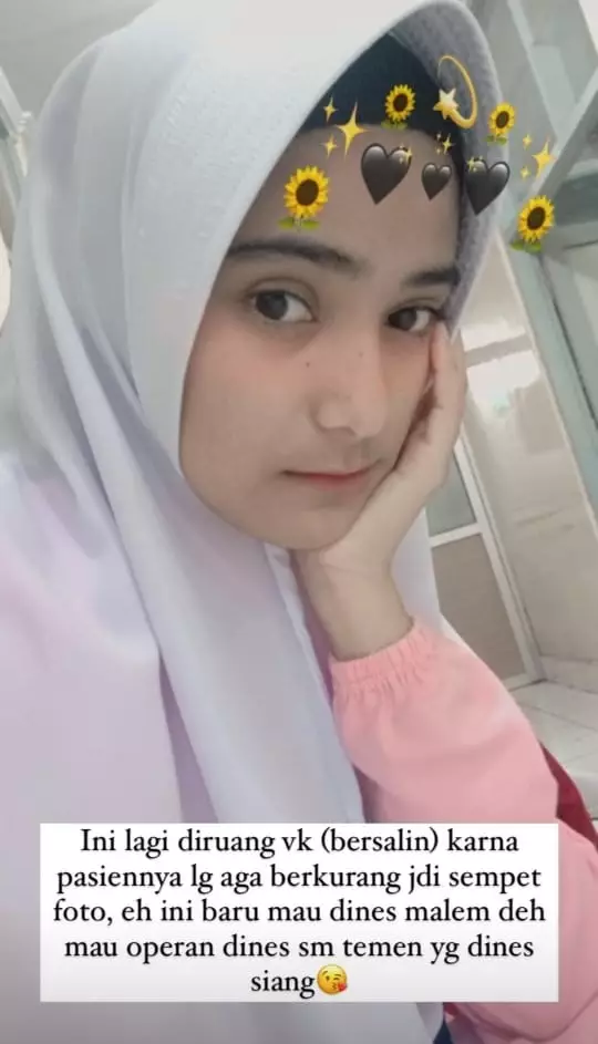 Potret Nadya Mustika saat zaman kuliah © Instagram Potret Nadya Mustika saat zaman kuliah © Instagram